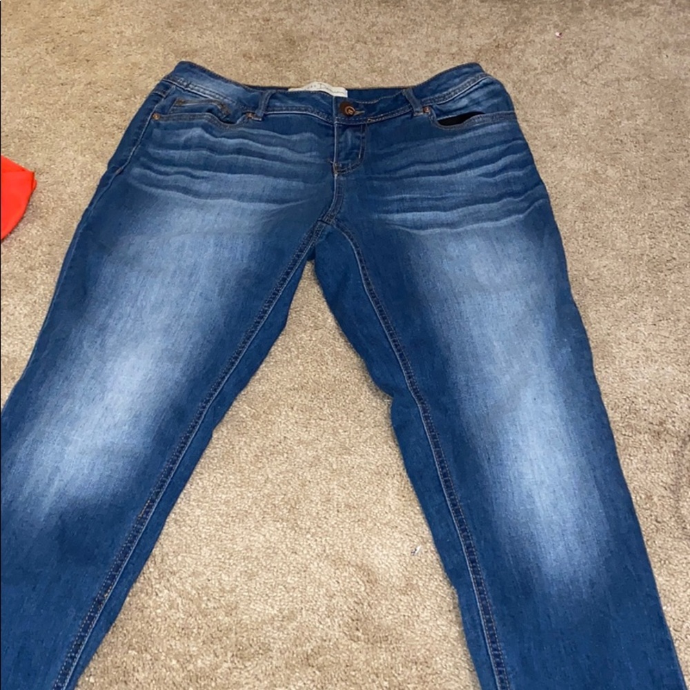 EST 1946 DENIM JEANS
